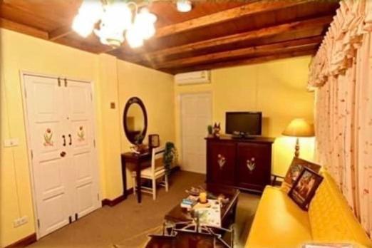 The Colored House Jomtien - Resim 28