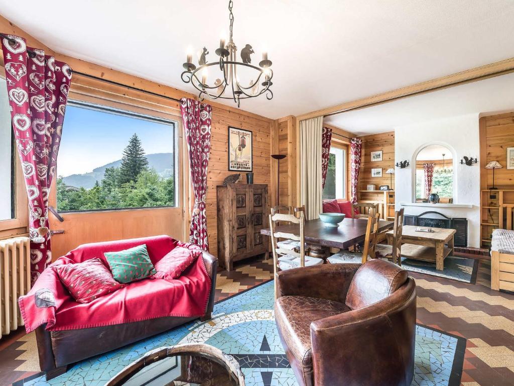 Appartement Megève, 3 pièces, 6 personnes - FR-1-453-22にあるシーティングエリア