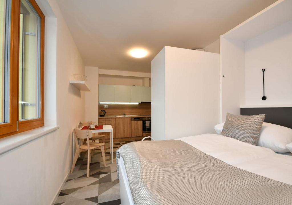 EFI Residence Holzova 28 - 9