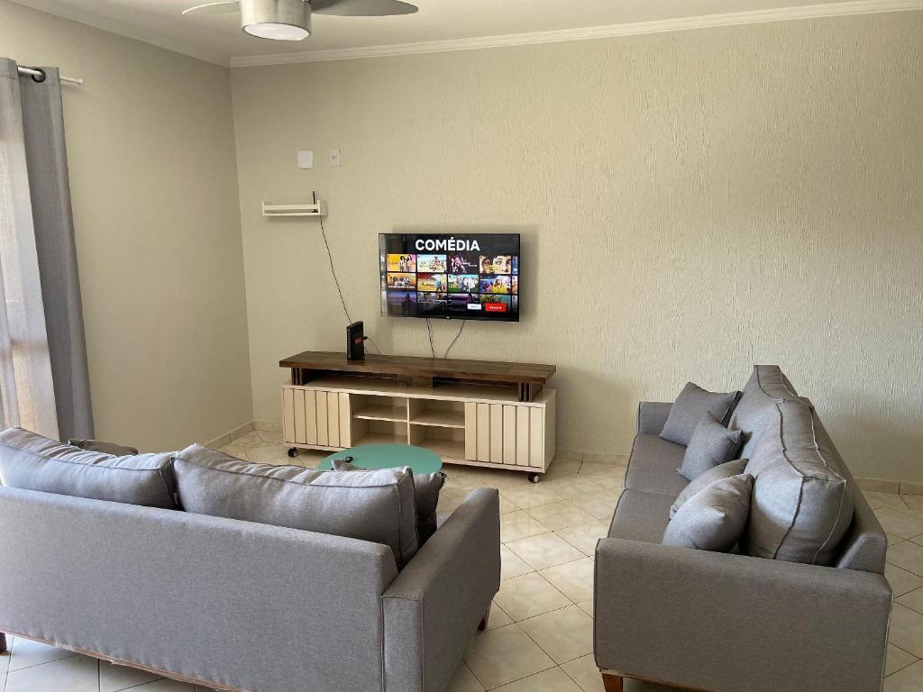 Apê super espaçoso e confortável na Praia do Forte WIFI