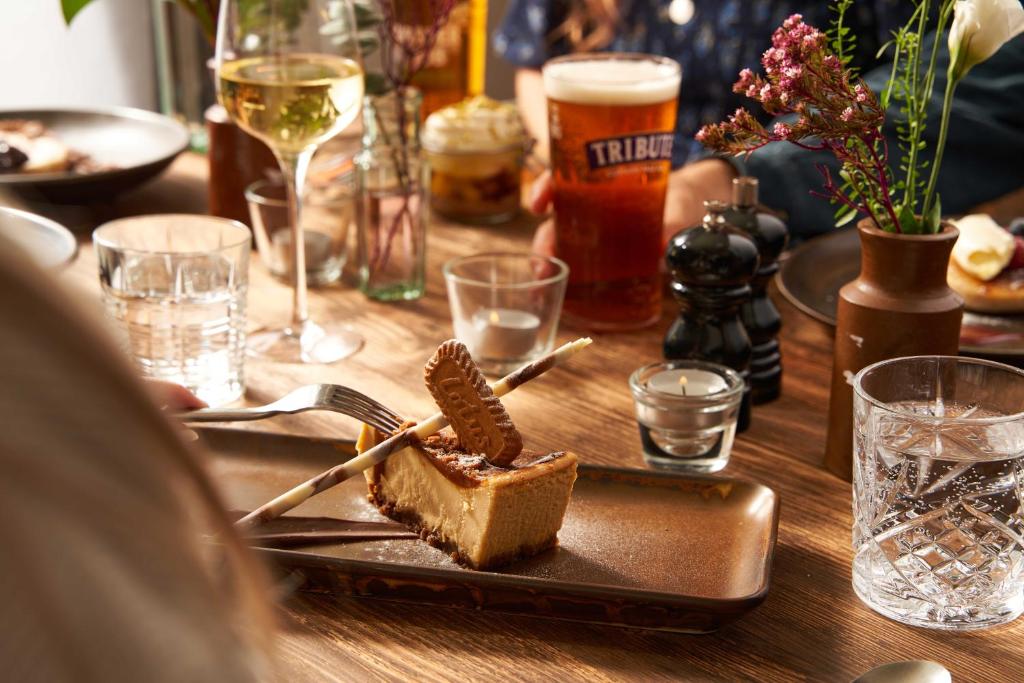 The Globe - Resim 45