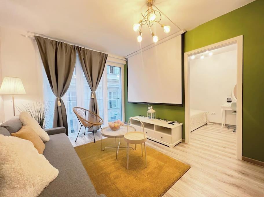 A104 - Liberty Bridge Projection home with free parking 1092 Budapest, 18 Erkel utca kép - 1
