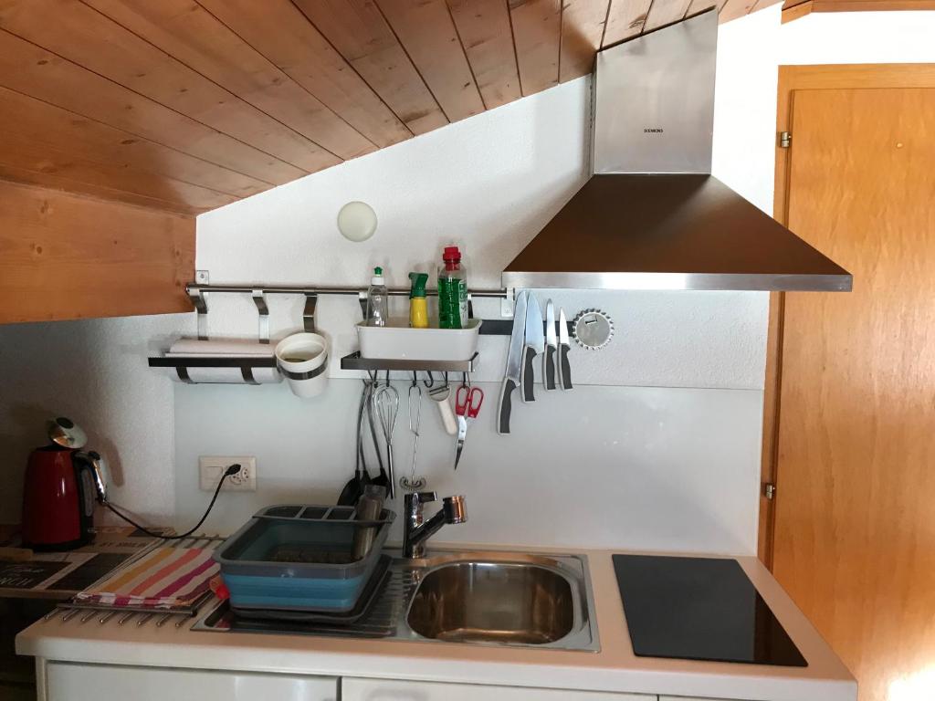 Kuchyň nebo kuchyňský kout v ubytování Becca Miedzo appartement