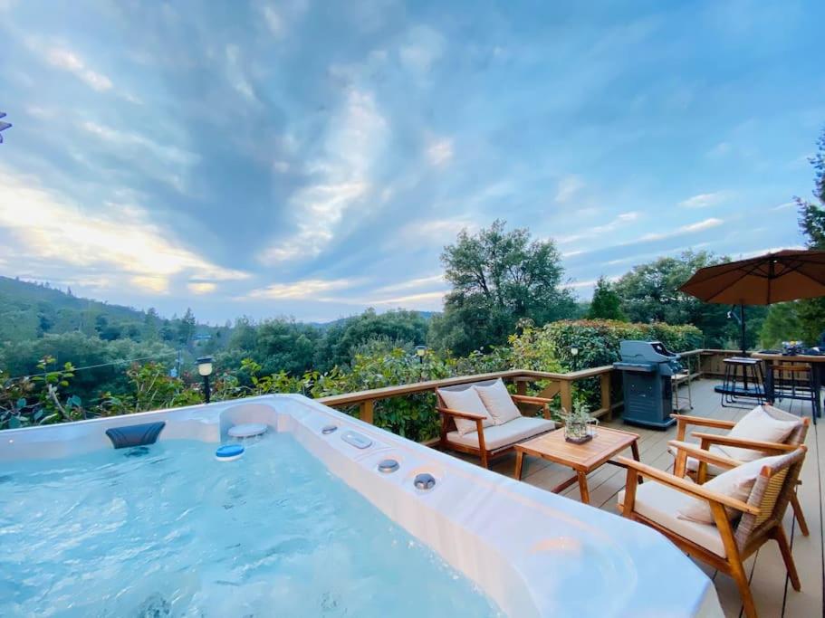 Γενική θέα στο βουνό ή θέα στο βουνό από  αυτό το σαλέ