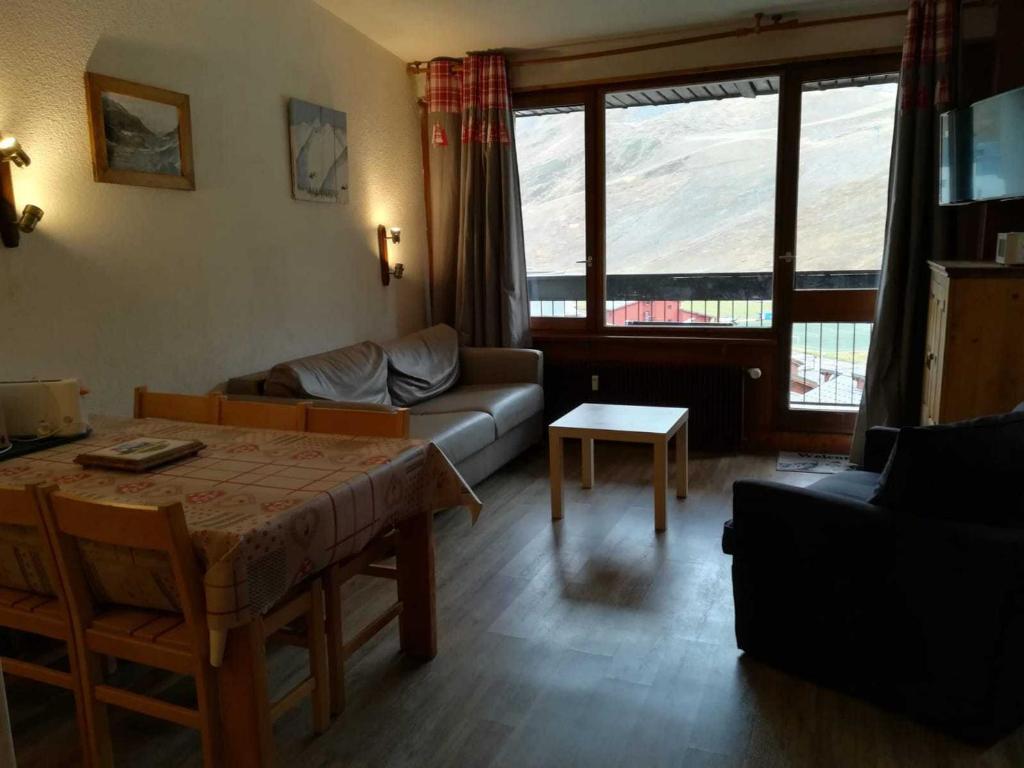 Appartement Tignes, 2 pièces, 6 personnes - FR-1-449-141の見取り図または間取り図