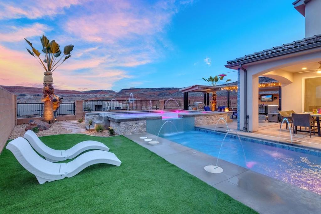 Paradise at 3 Pools at Paseos 1373 Resort Private Kiddy Pool, Adult