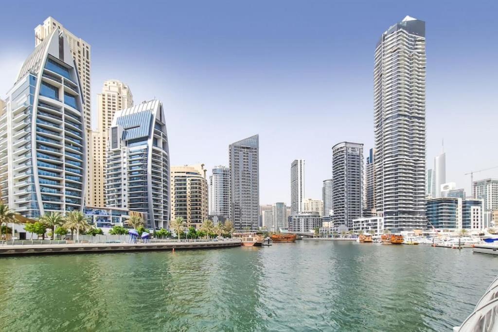 Sparkle Tower 2, Dubai Marina – Vacationer