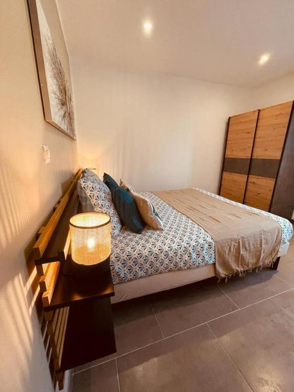 La Villa Vaihéré en Camargue, l'Hibiscus et le Magnolia - 15