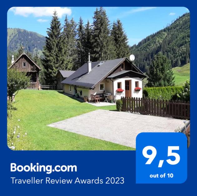 Nespecifikovaný výhled na hory nebo výhled na hory při pohledu z apartmánu
