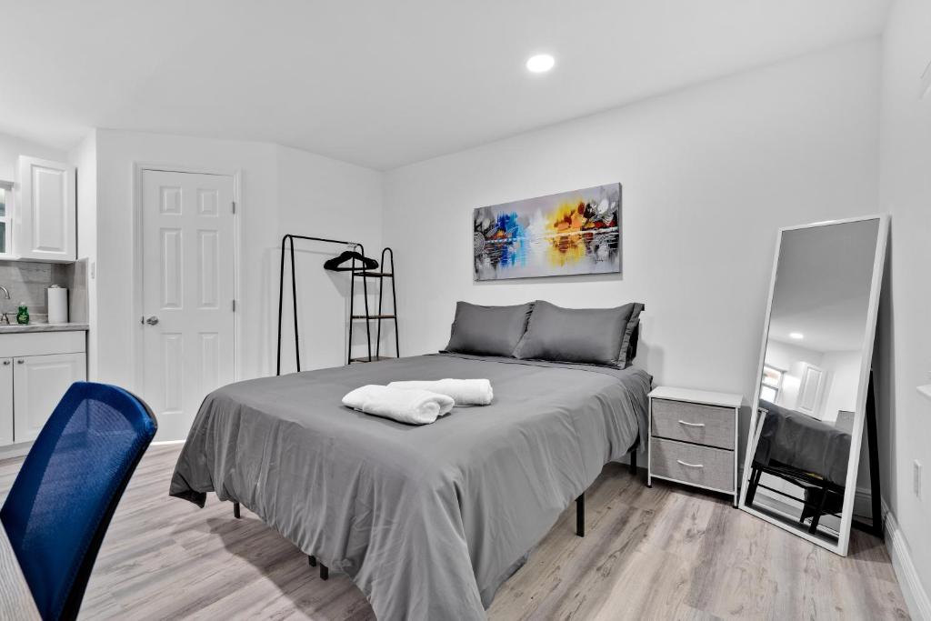 Casa Palmera Paradise Suites in Coral Way - 女王工作室
