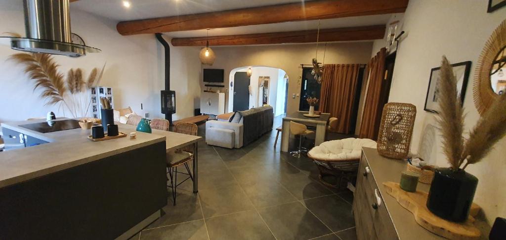 Superbe villa avec piscine - Superior Villa