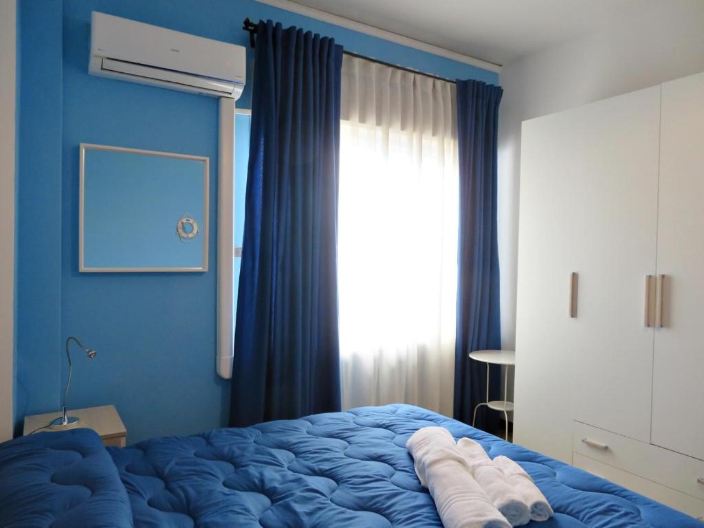 La Feluca Rooms & Breakfast - Deluxe Triple Room With Sea View