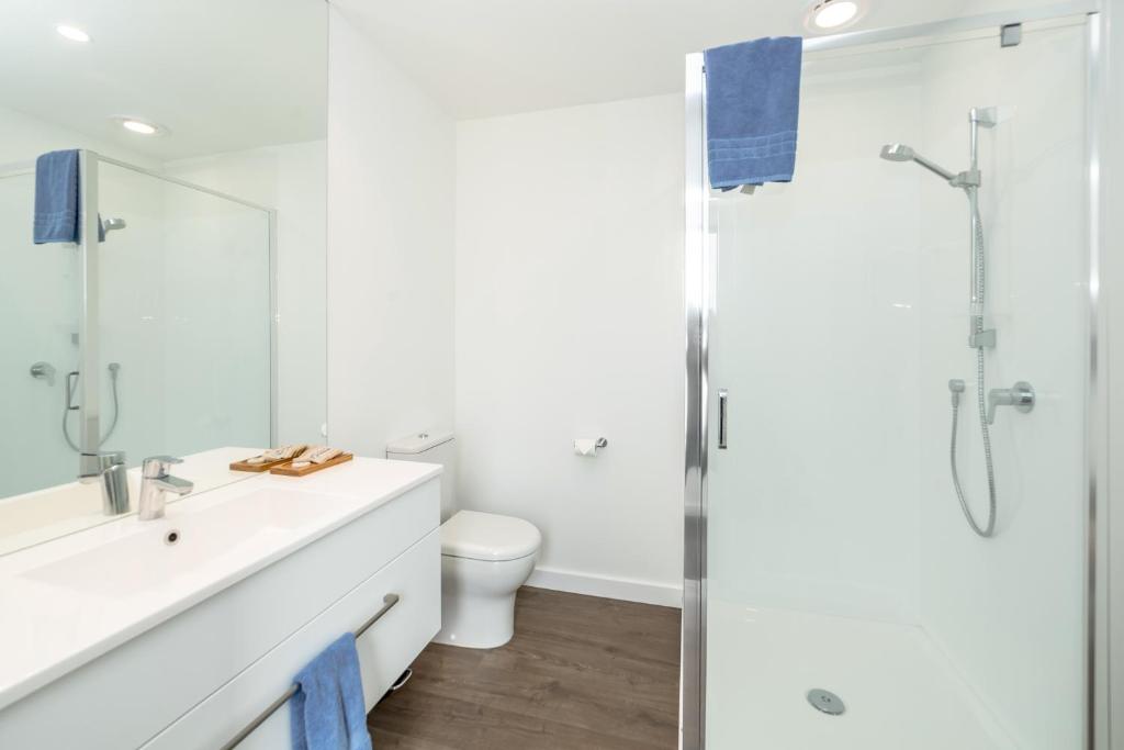 53 Burgundy - Resim 26