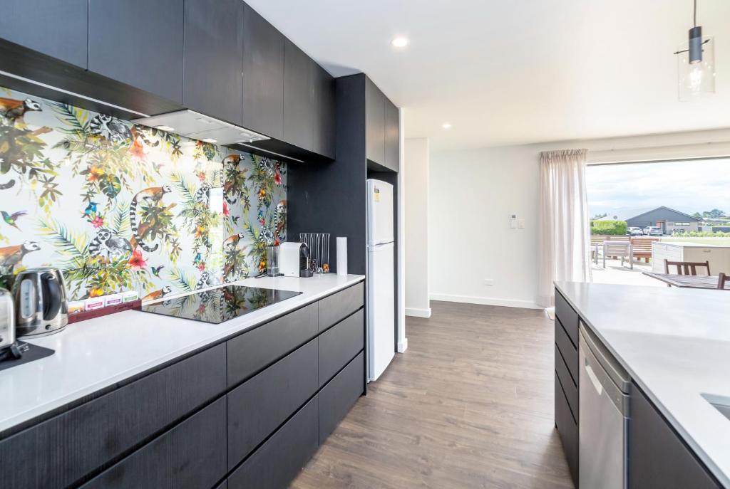 53 Burgundy - Resim 3