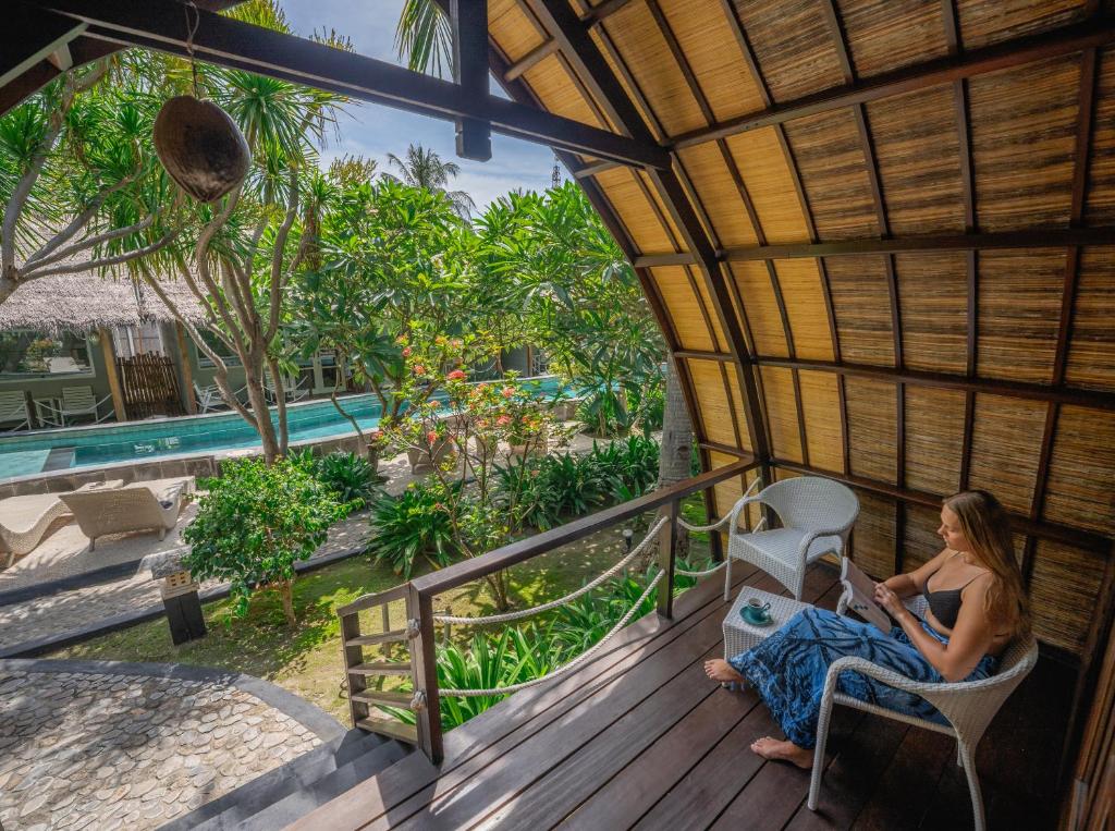 Balkón nebo terasa v ubytování Manta Dive Gili Trawangan Resort
