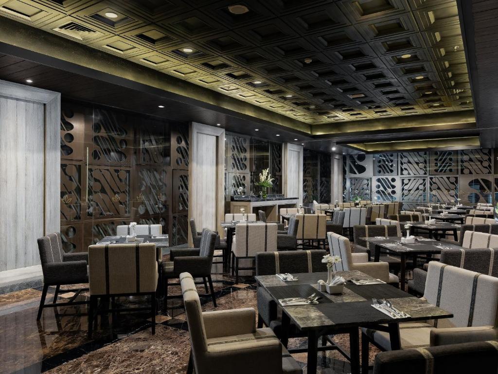 Ресторан / где поесть в Royal Malioboro by ASTON