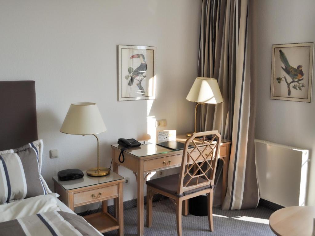 Strandhotel Miramar - Single Room - Land Side