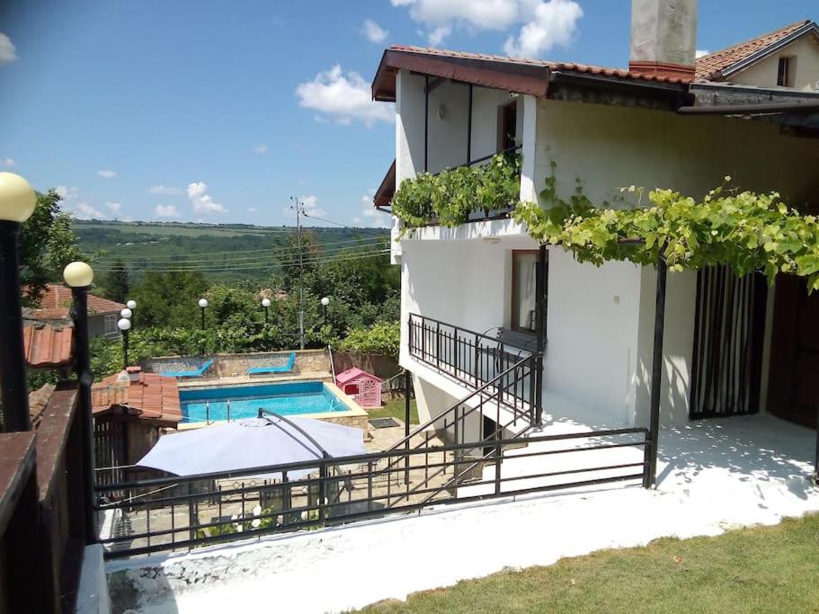 Hillside Guesthouse Pushevo