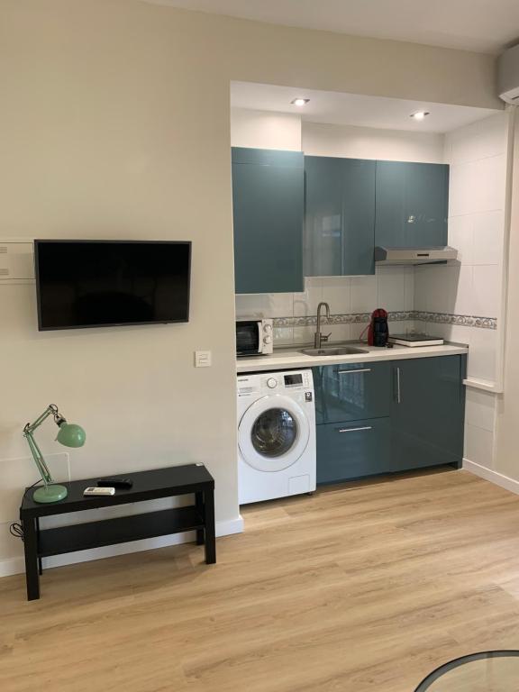 Kuchyň nebo kuchyňský kout v ubytování Charming Loft Málaga Centre