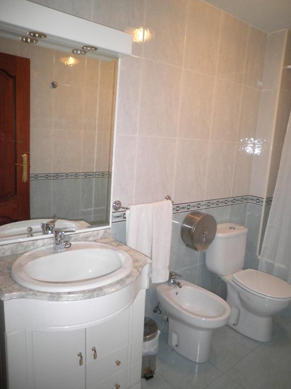 Kúpeľňa v ubytovaní Apartamentos Anita