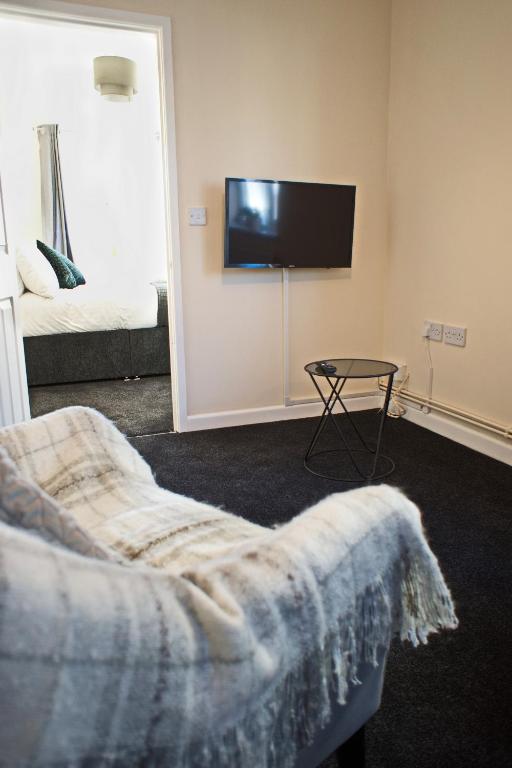 Телевизор и/или развлекательный центр в Host & Stay - Clacton Coastal Hideaway