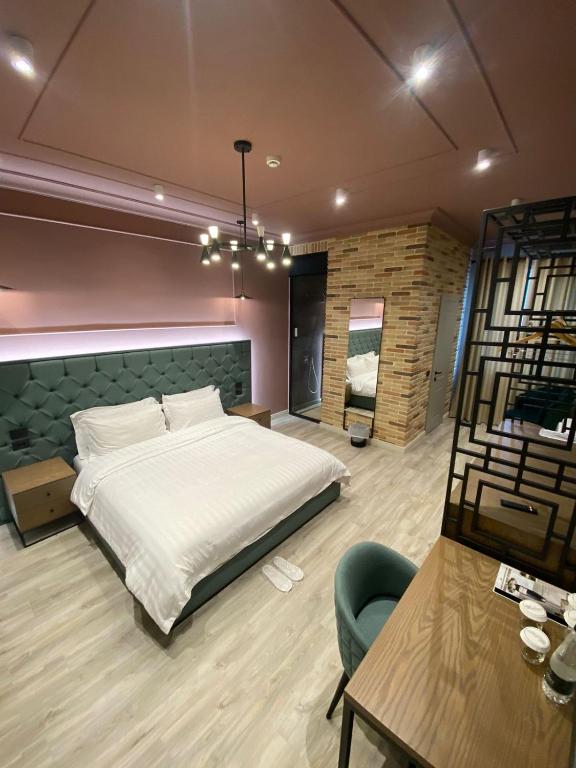 Ardenica Boutique Hotel - Image 4