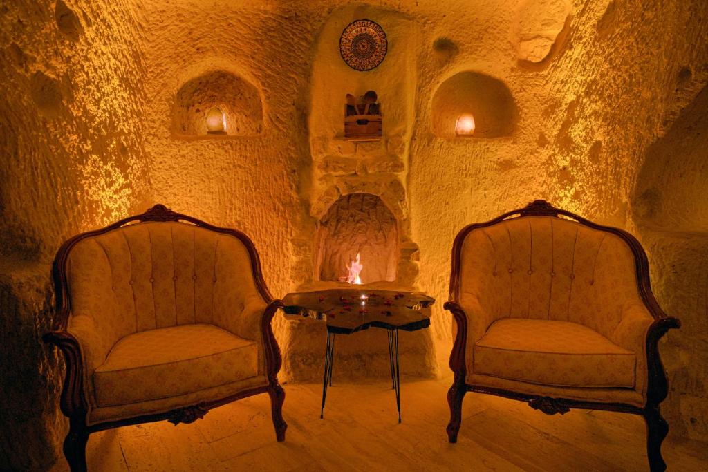 Posezení v ubytování Babili Cappadocia Cave