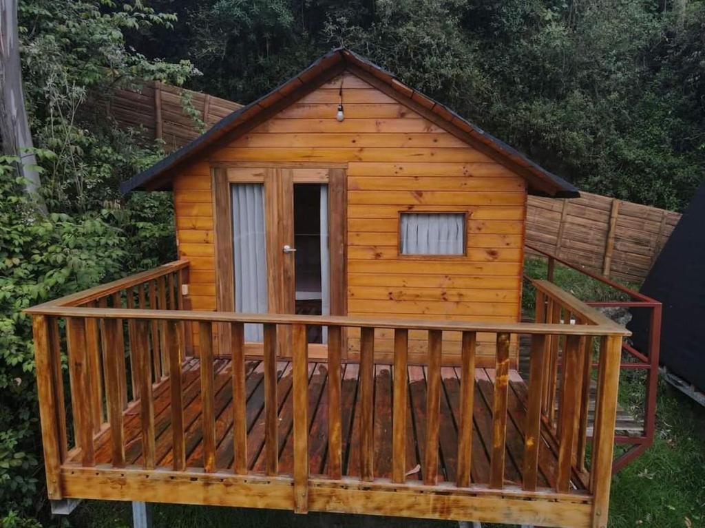 Budova, kde se the luxury tent nachází