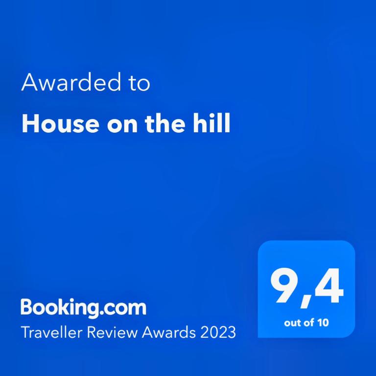 House on the hill - Casa De Vacaciones