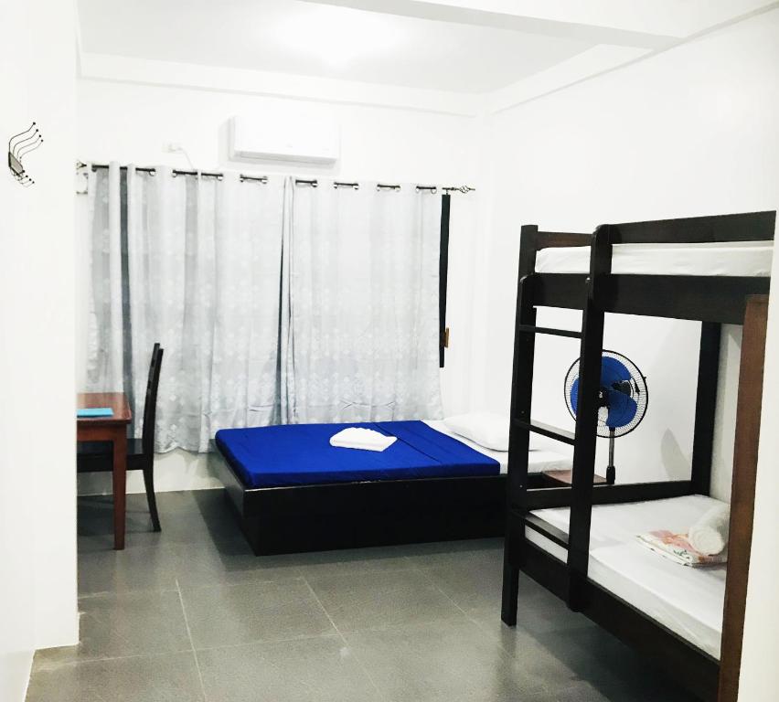 ShareGao - Family Room