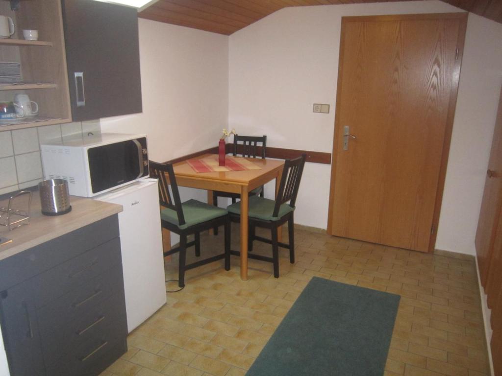 Kuchyň nebo kuchyňský kout v ubytování Hotel Garni Austermayer