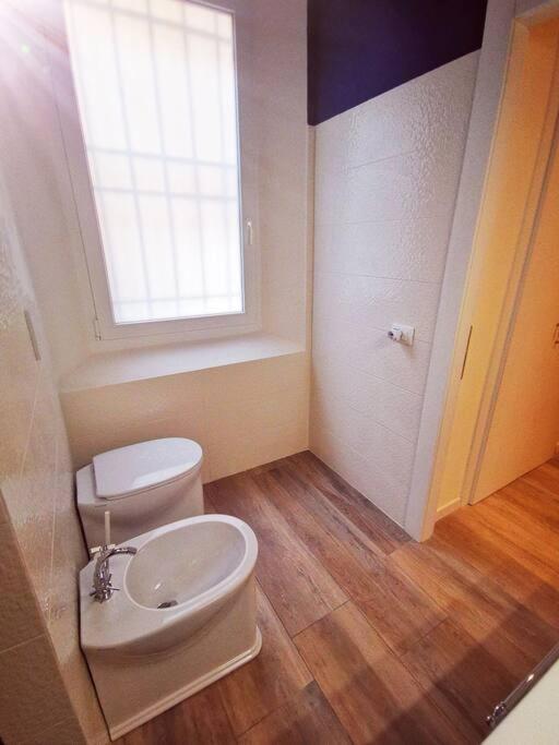 A bathroom at DeChiari21 Boutique Home