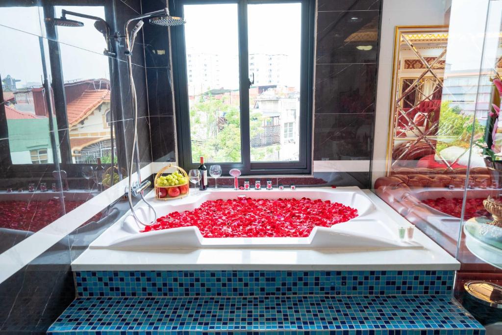 Fotografie z fotogalerie ubytování King's Hotel Linh Đàm 2 v Hanoji