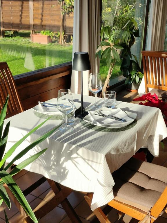 A garden outside Tenuta Bussete Country Hotel