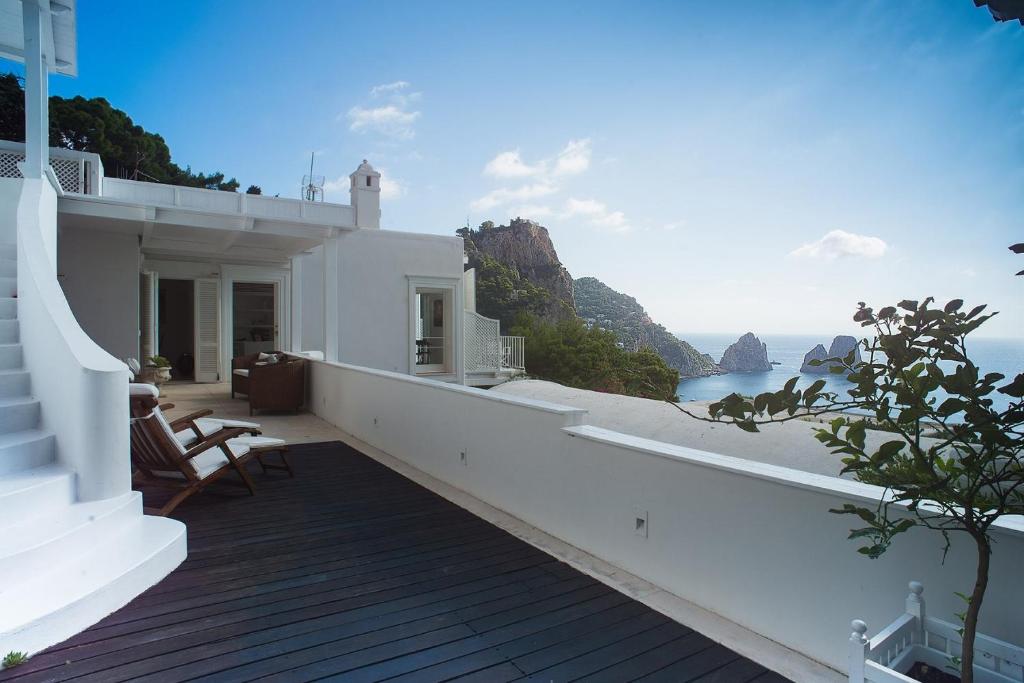 Zdjęcie z galerii obiektu Villa Coccodrilla by MyVillaCollection w mieście Capri
