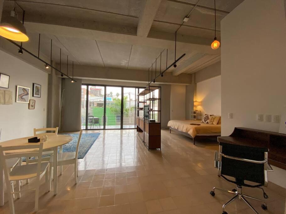 LOFT Amplio Seguro Consulado Col Americana @serra - Housity