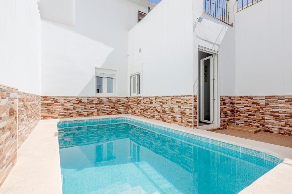 Camas casa a 5 min de Sevilla con piscina, Camas – Updated ...