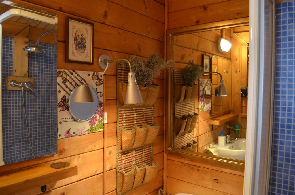 The Fool & The Princess Wooden House 2, Valencia – Updated ...