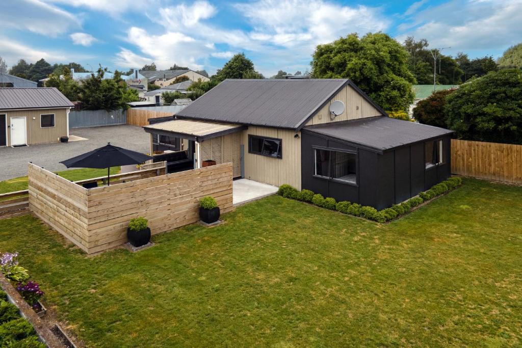 Methven Ski Bach With Sleepout, Methven (updated prices 2024)