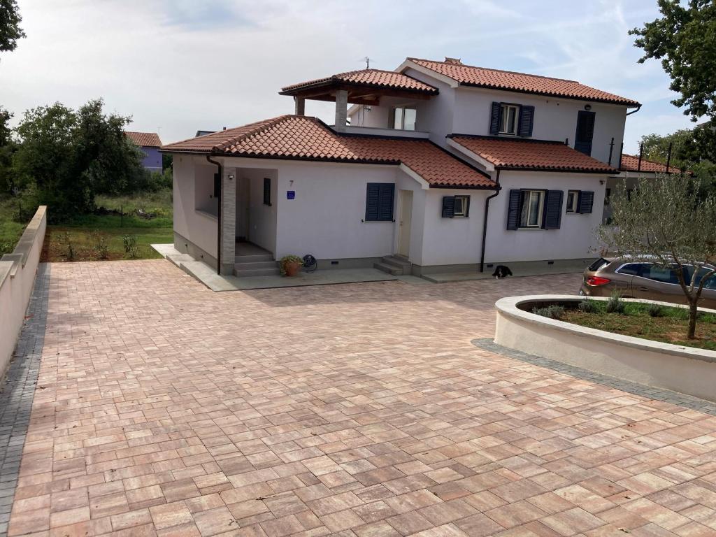 Budynek, w którym mieści się apartament