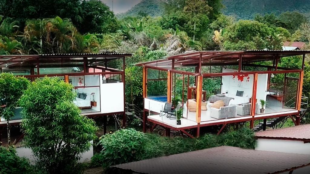 Zahrada ubytování Coffee Lodge Cristal Glamping & Spa