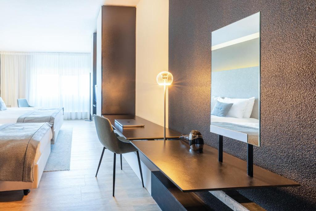 Select Hotel Maastricht - 标准三重房间