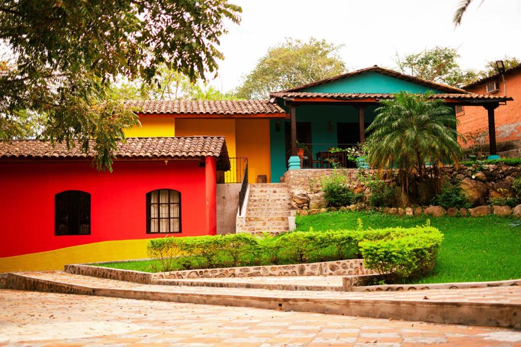 Gracias – Photos 1