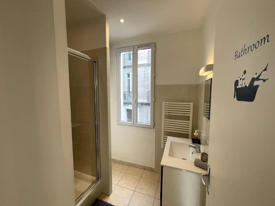 Kúpeľňa v ubytovaní Appartement T2 pour 3 personnes