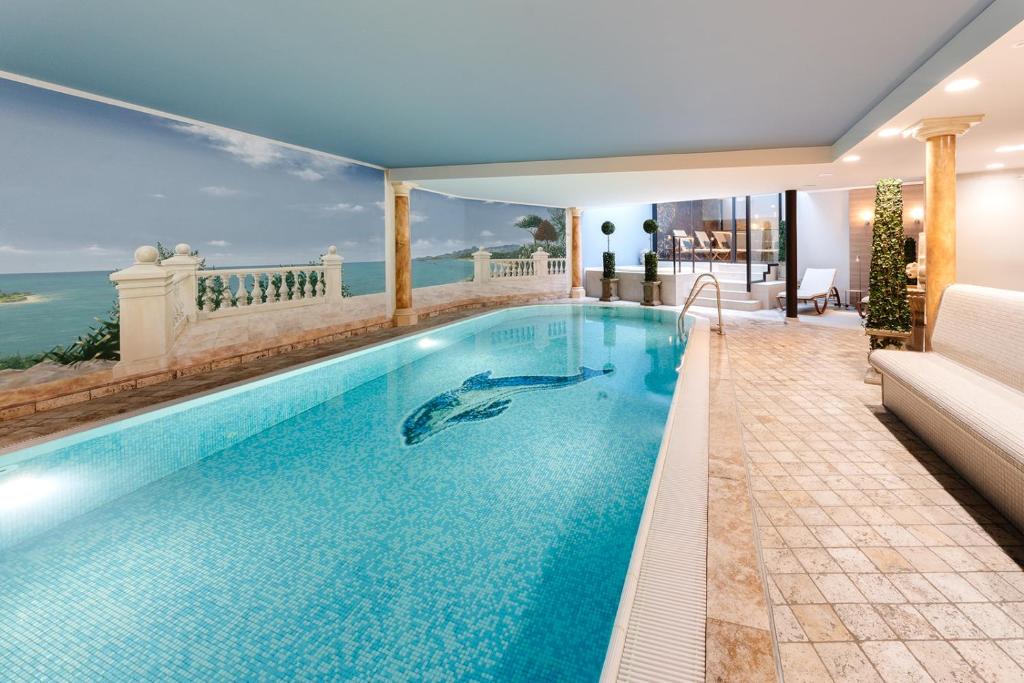 Bazén v ubytování Relax-Hotel Pip-Margraff nebo v jeho okolí