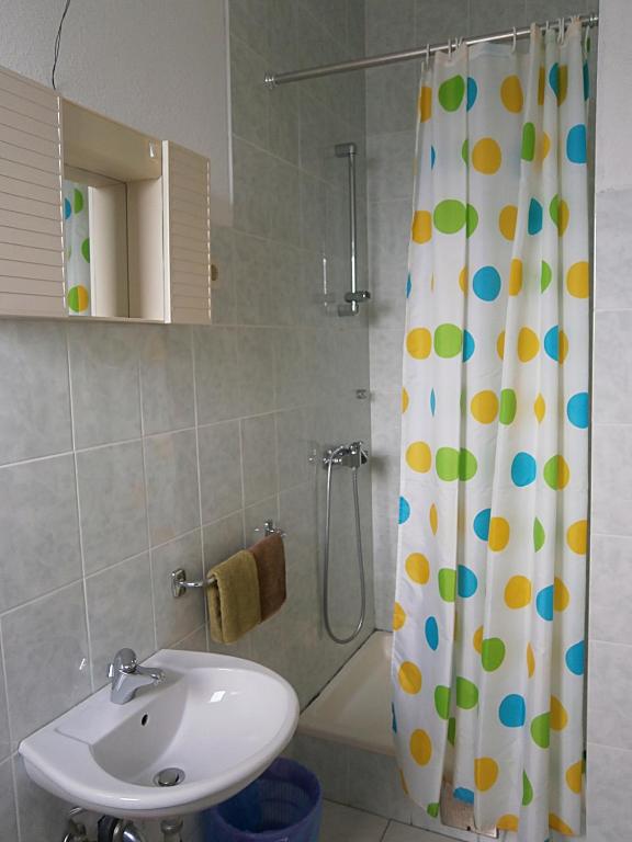 Koupelna v ubytování Apartments & Rooms Tony
