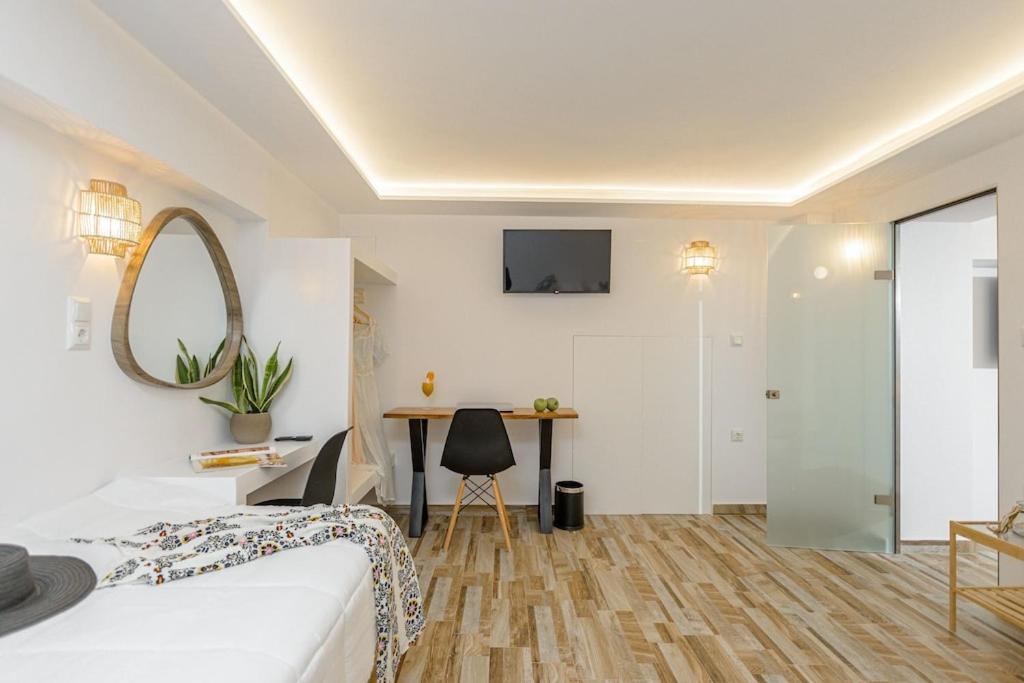 Televízia a/alebo spoločenská miestnosť v ubytovaní Naxian Nest 2BR Apart Near Beach - Semi Basement