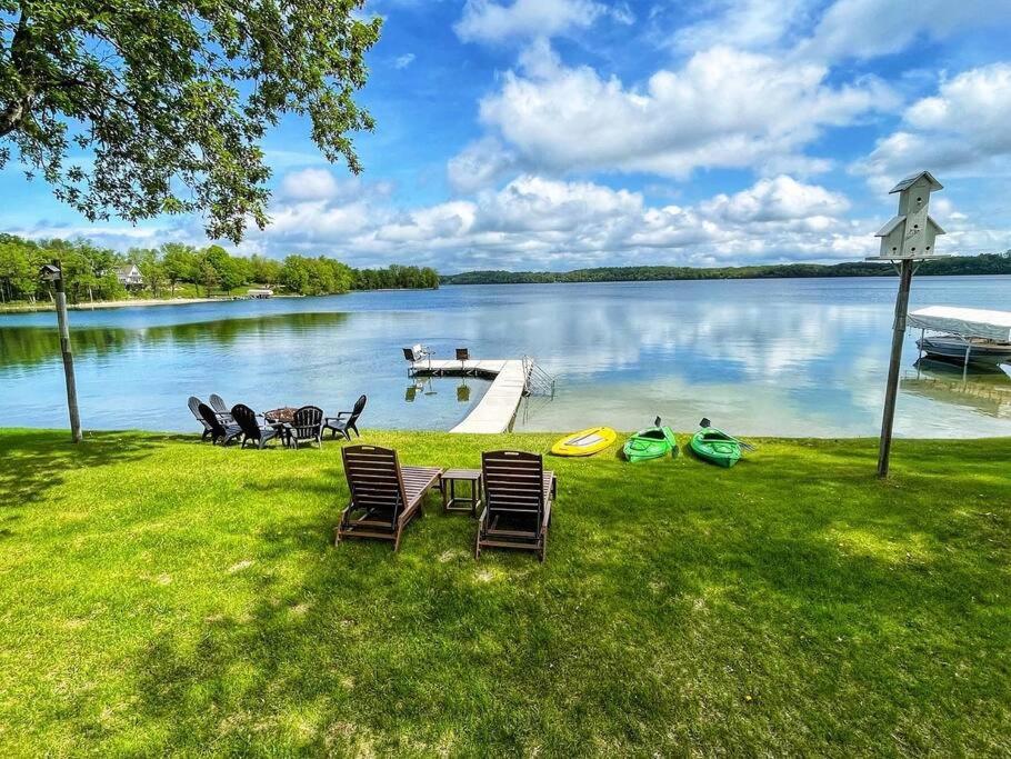 3BD Lakeside Minnesota Cabin, Frazee (updated prices 2024)