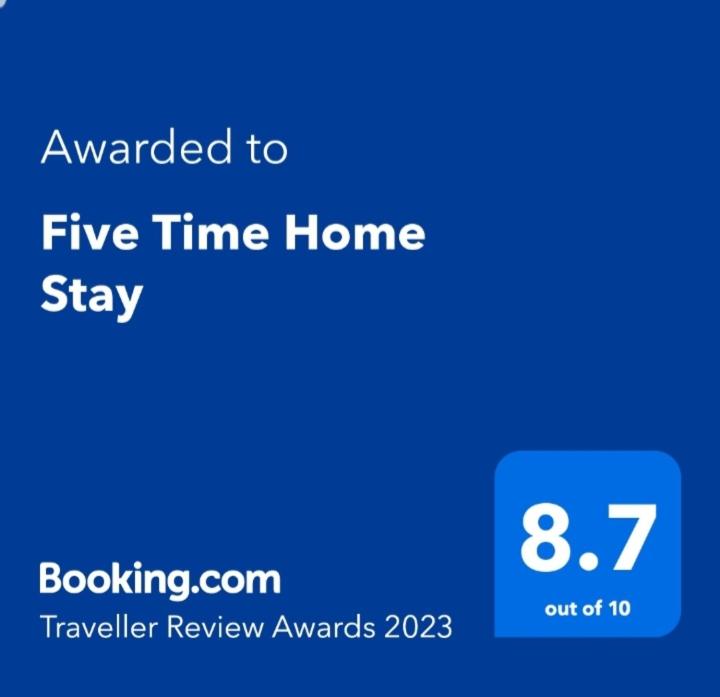 Certifikát, hodnocení, plakát nebo jiný dokument vystavený v ubytování Five Time Home Stay