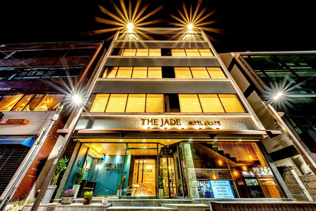 飯店所在的建築